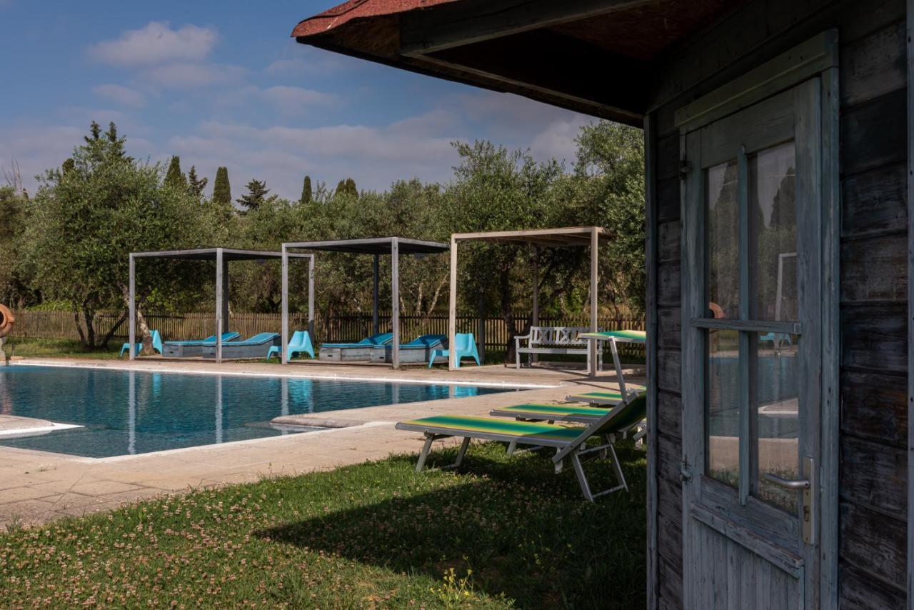 Tenuta Il Corno Agriturismo 산카시아노인발디파사 외부 사진