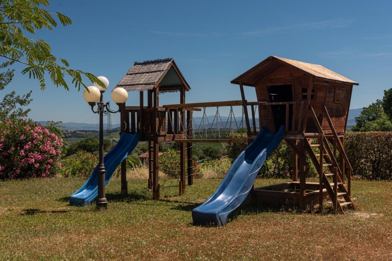 Tenuta Il Corno Agriturismo 산카시아노인발디파사 외부 사진