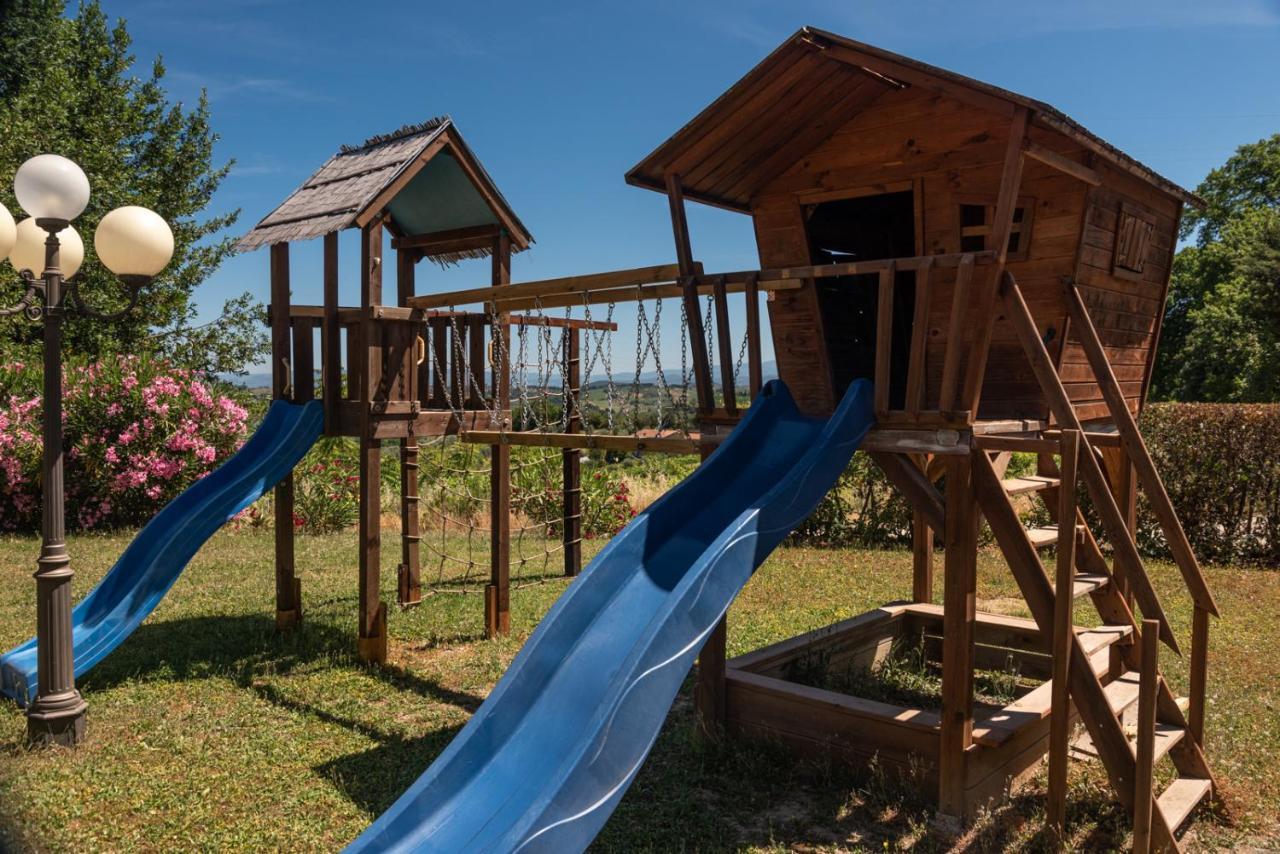Tenuta Il Corno Agriturismo 산카시아노인발디파사 외부 사진
