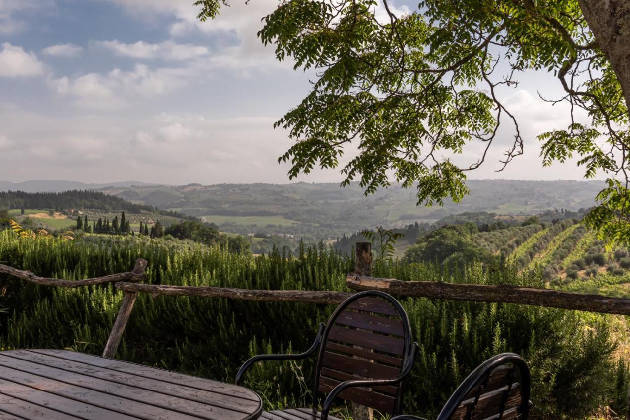 Tenuta Il Corno Agriturismo 산카시아노인발디파사 외부 사진